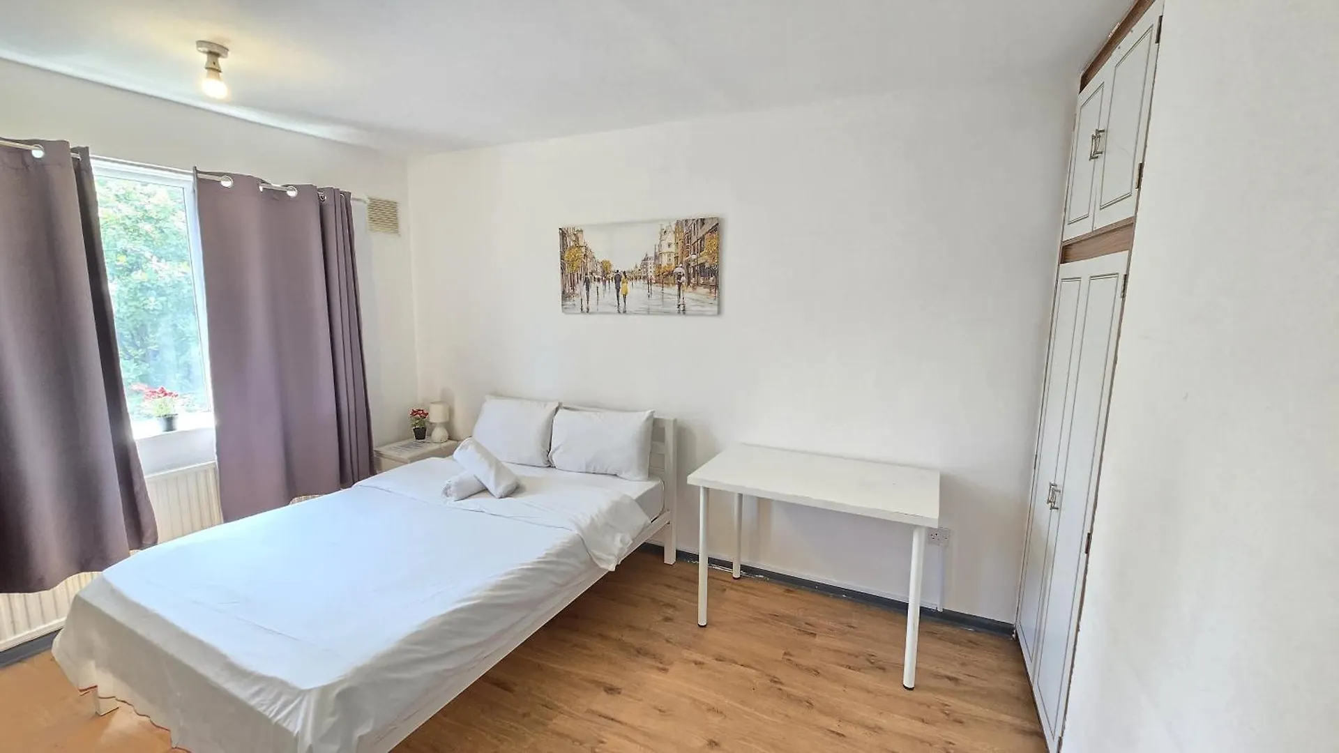 Canary Wharf Cottage London 0*,